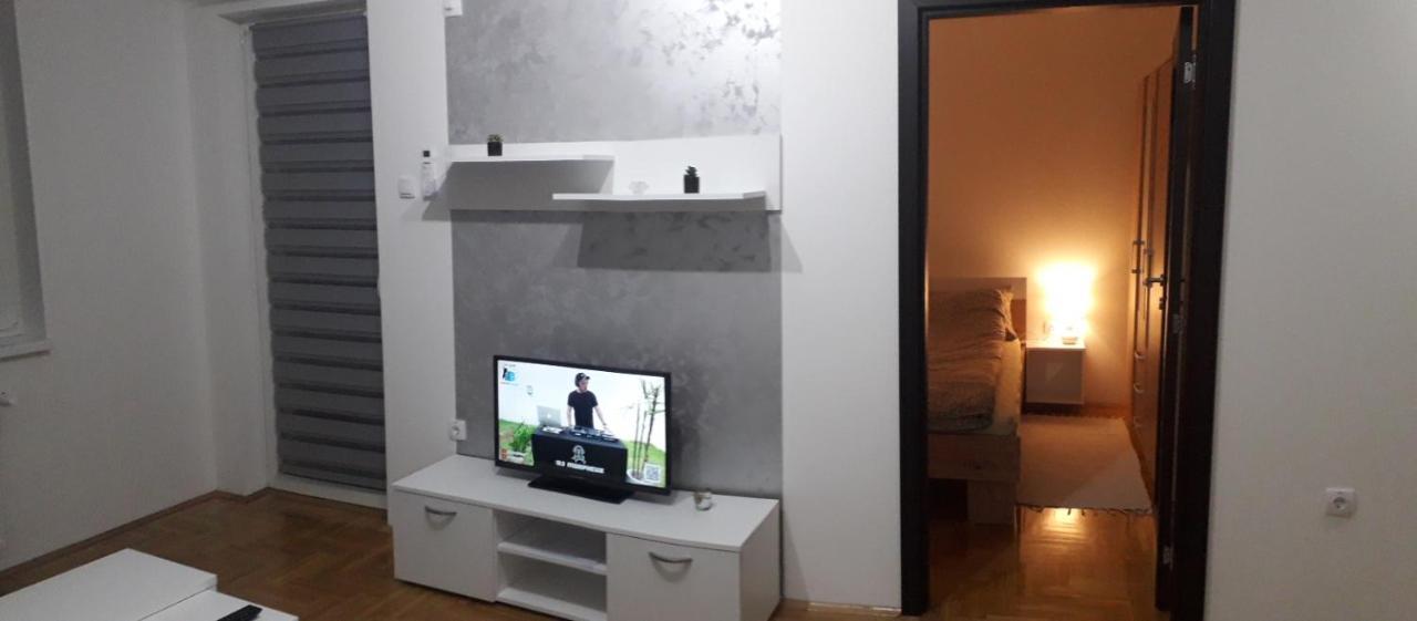 Apartment Lima *
